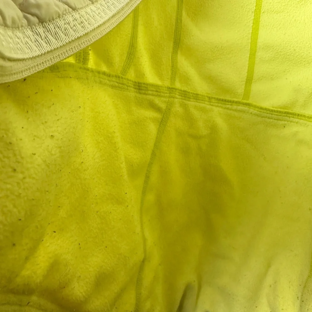 LULULEMON RUN BUNDLE UP GOOSE DOWN JACKET CLARITY YELLOW POLAR CREAM SIZE 2 - Picture 11 of 17